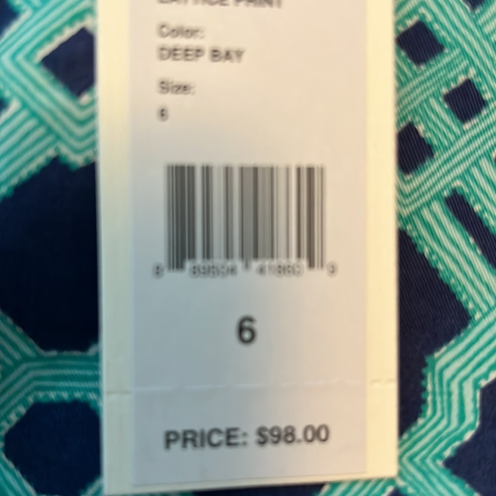 Vineyard Vines Misses Shorts size 6